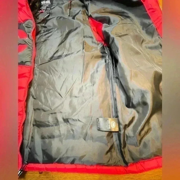 ECKŌ unltd. | Puffer Vest w/Attached Hoodie | Red & Black | Men’s Small - Picture 8 of 8